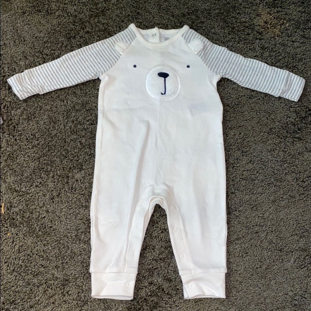 Gap outfit 3-6